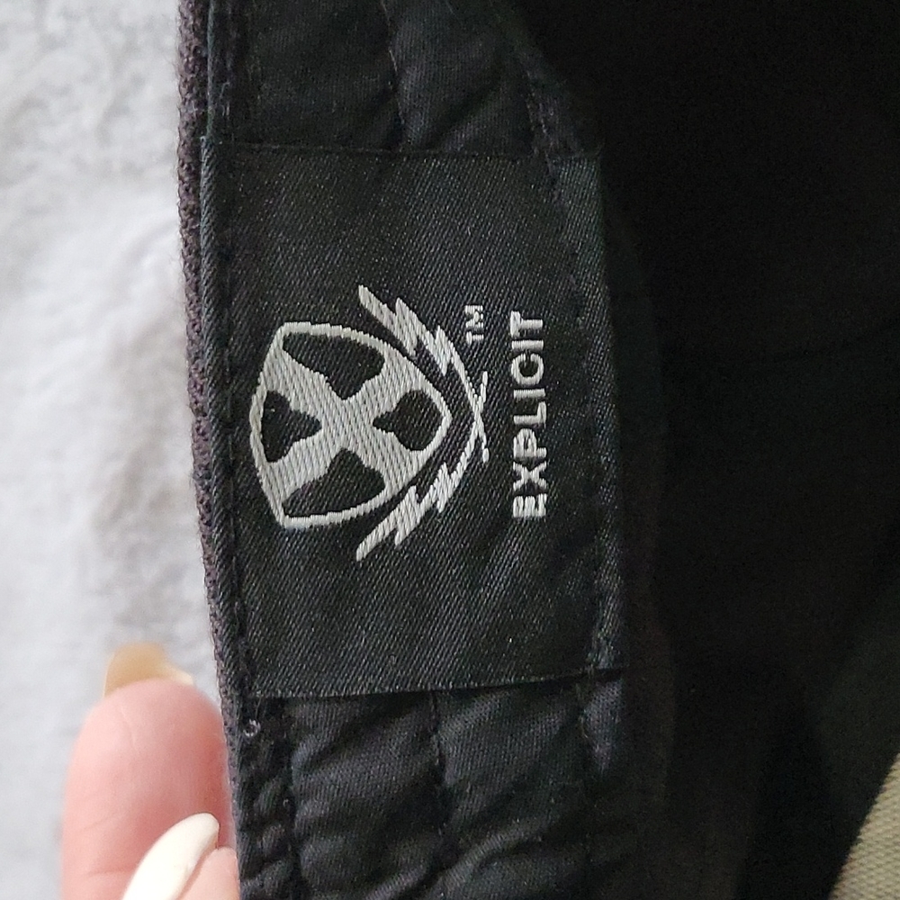 Explicit Polo hat(D) - Picture 5 of 6
